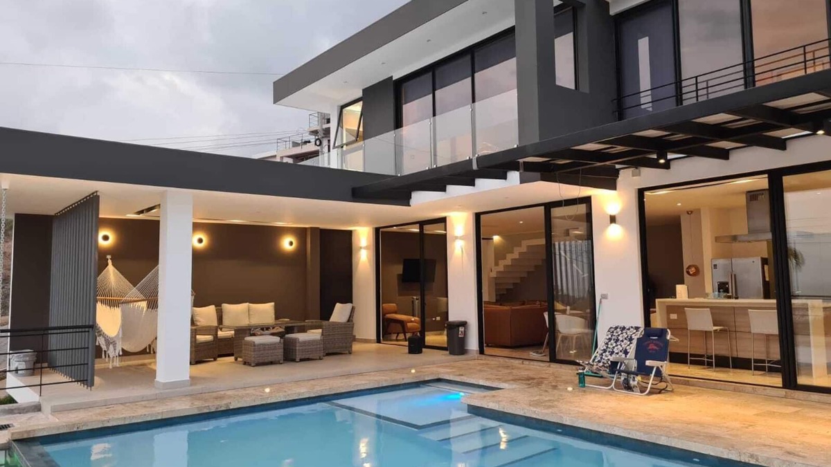 La Libertad House | La libertad SURF CITY VISTAMAR 20 MINUTES FROM THE CITY