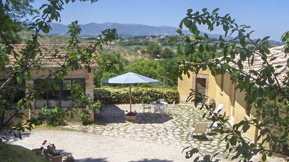 Spoleto House | La Licina, Tartufo, la tua casa in campagna