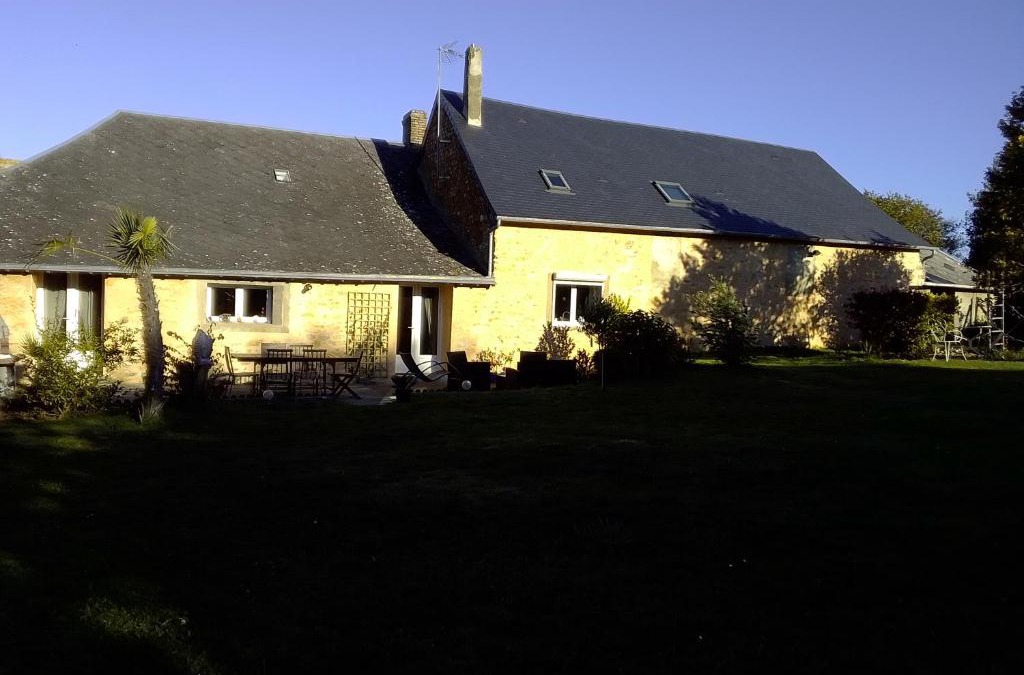 Epineu-le-Chevreuil House | La longère