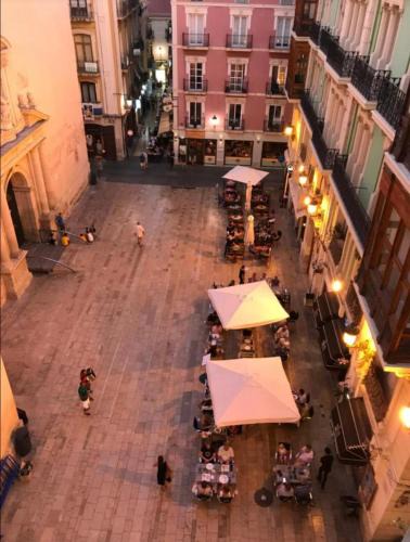 Alicante City Centre Apartment | La Luna Apartment by the Sea