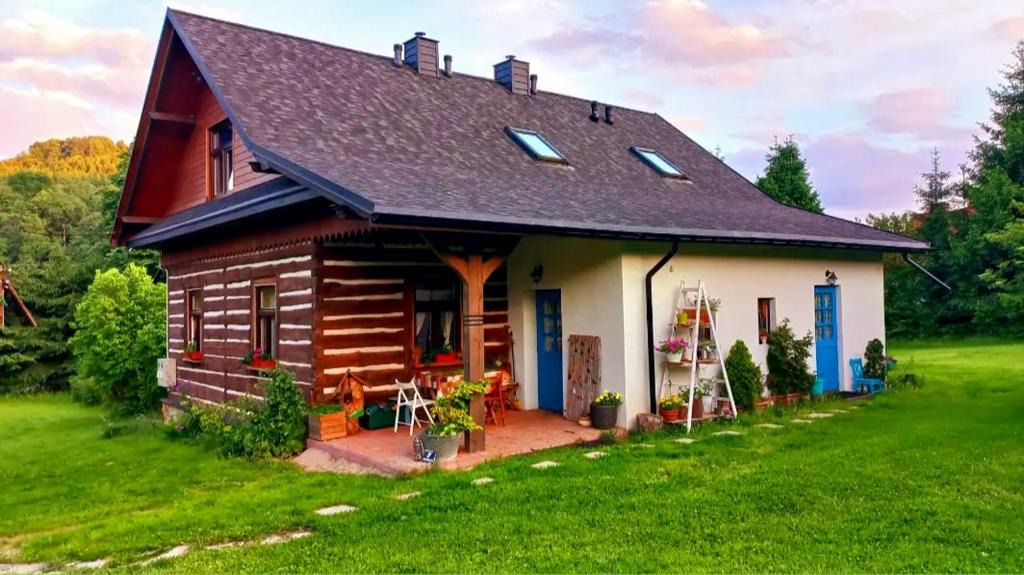 Ustrzyki Dolne House | La Luna di Ropienka