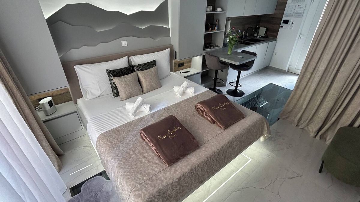 Nasice Apartment | La Luna ⭐ Petite Suite Deluxe Apartment with free Jacuzzi and Bikes