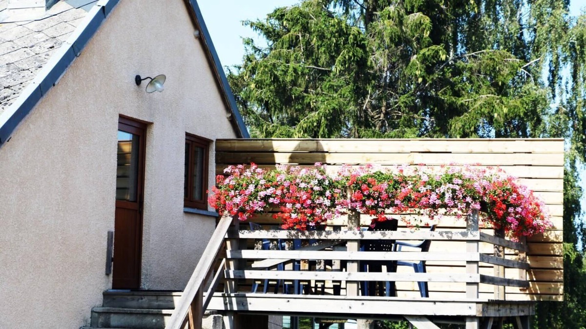 Brognon House | LA Mûre ET L'olivier