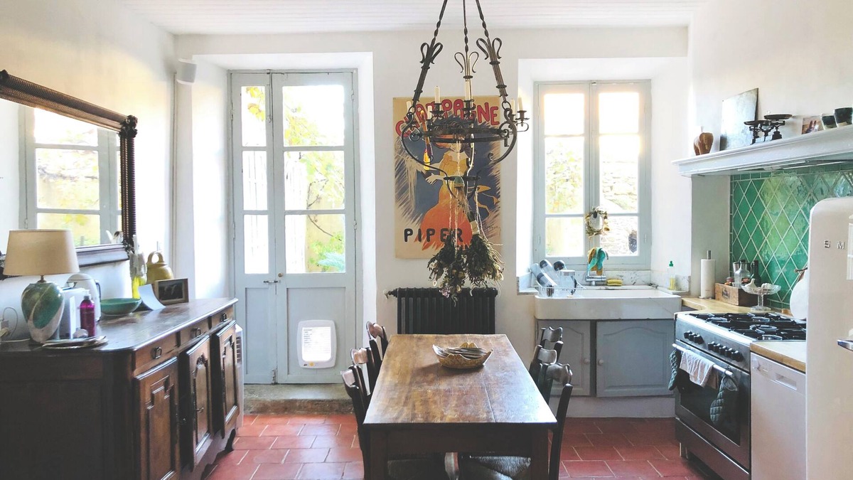 Sainte-Colombe-sur-lHers House | La Maison de Mama C: Charming French village home