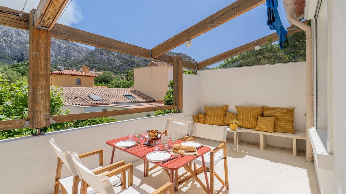 Montredon Apartment | La Madrague - Vue sur les massifs des calanques