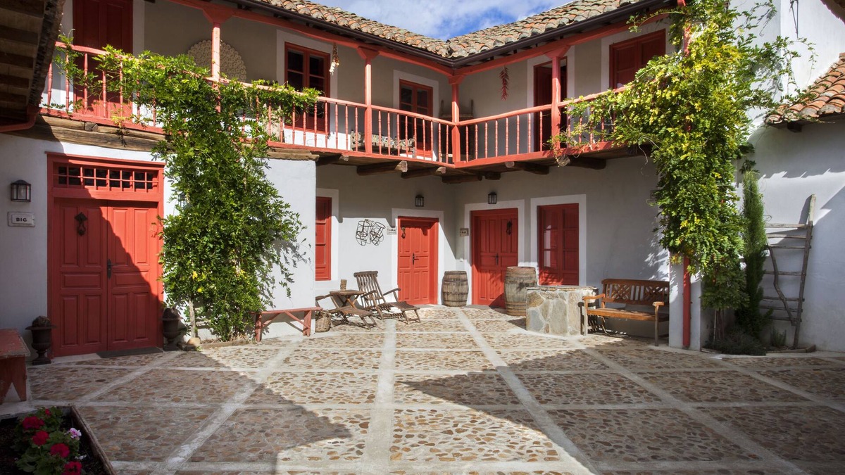 Villamejil Other | La Madrigata - Farmhouse with exceptional decoration facing the river