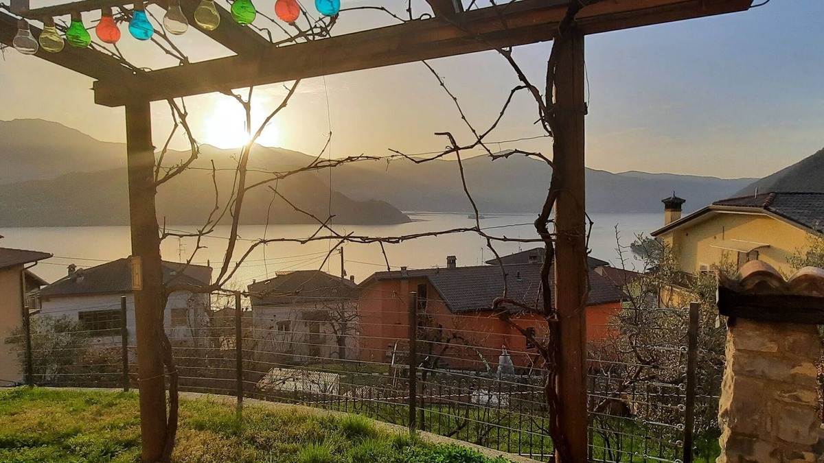 Tavernola House | La Magotina - Iseo lake panoramic view - C.I.N. IT016211C2GB47Q3JQ