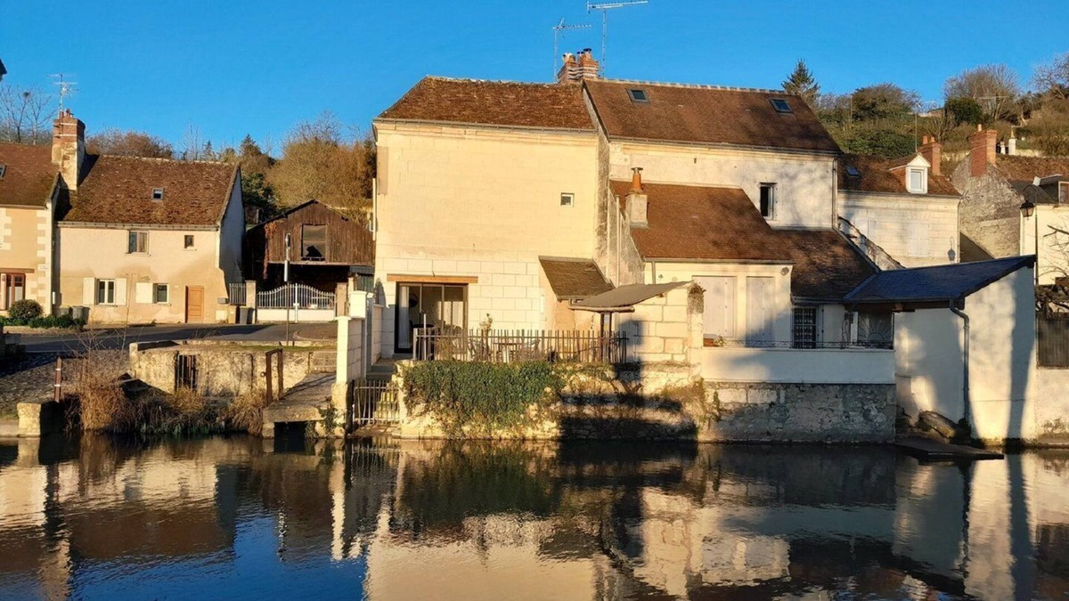Loches House | La maison au bord de la riviére