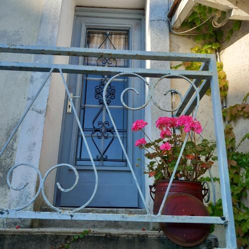 Rioux-Martin Bed & Breakfast | La maison aux livres