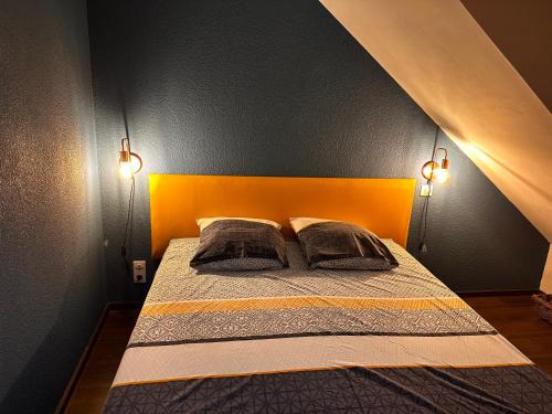 Vic-sur-Cere Apartment | La Maison aux Volets Bleus 3ème Étage