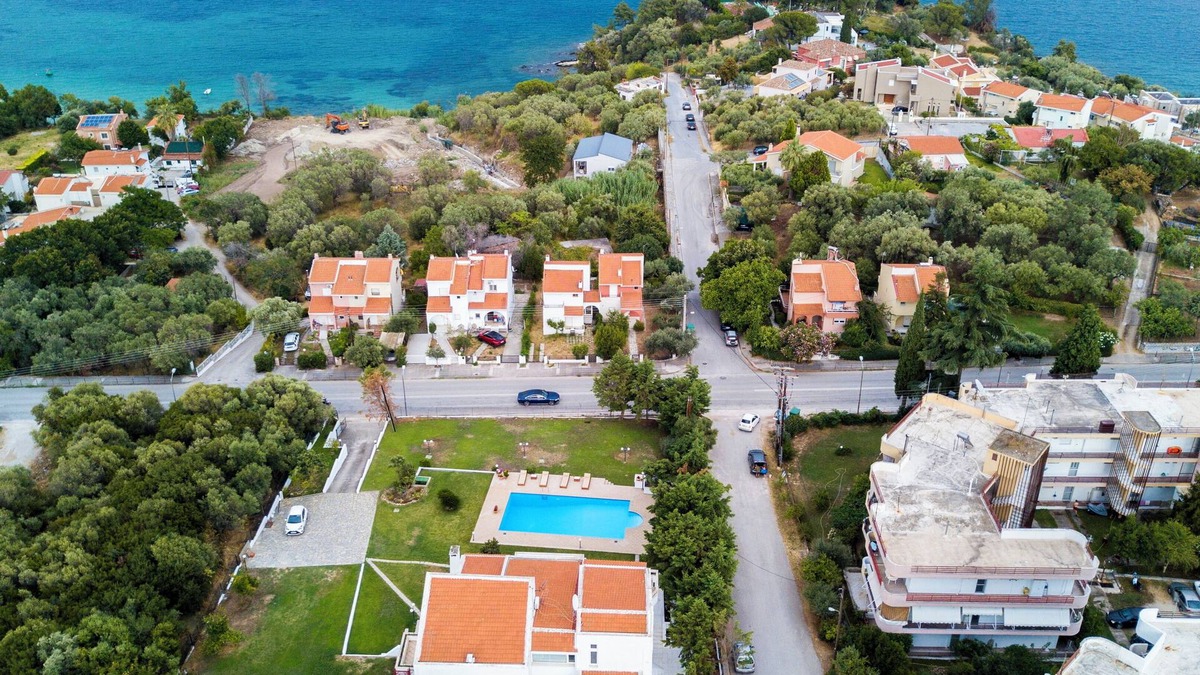 Megalos Prinos Villa | La Maison Blanche - Relaxing villa with private outdoor pool.