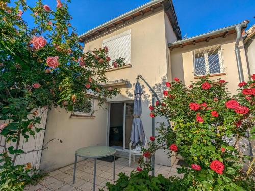 Fontaine Lestang House | La maison calme et lumineuse avec jardin