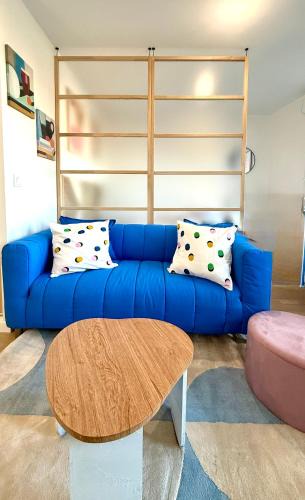 Romainville Apartment | La maison colorée proche de Paris