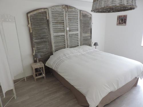 Beine House | La Maison d’Elise
