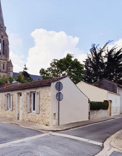 Lesparre-Medoc House | La Maison de Jeanne