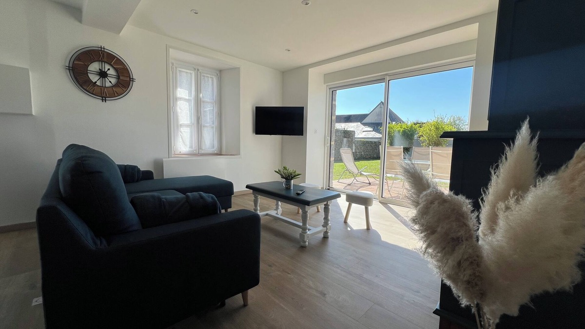 Gouville-sur-Mer House | La Maison de Mamie Marcelle