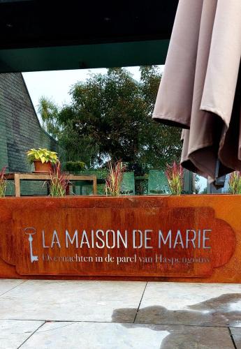 Kerniel House | La Maison de Marie