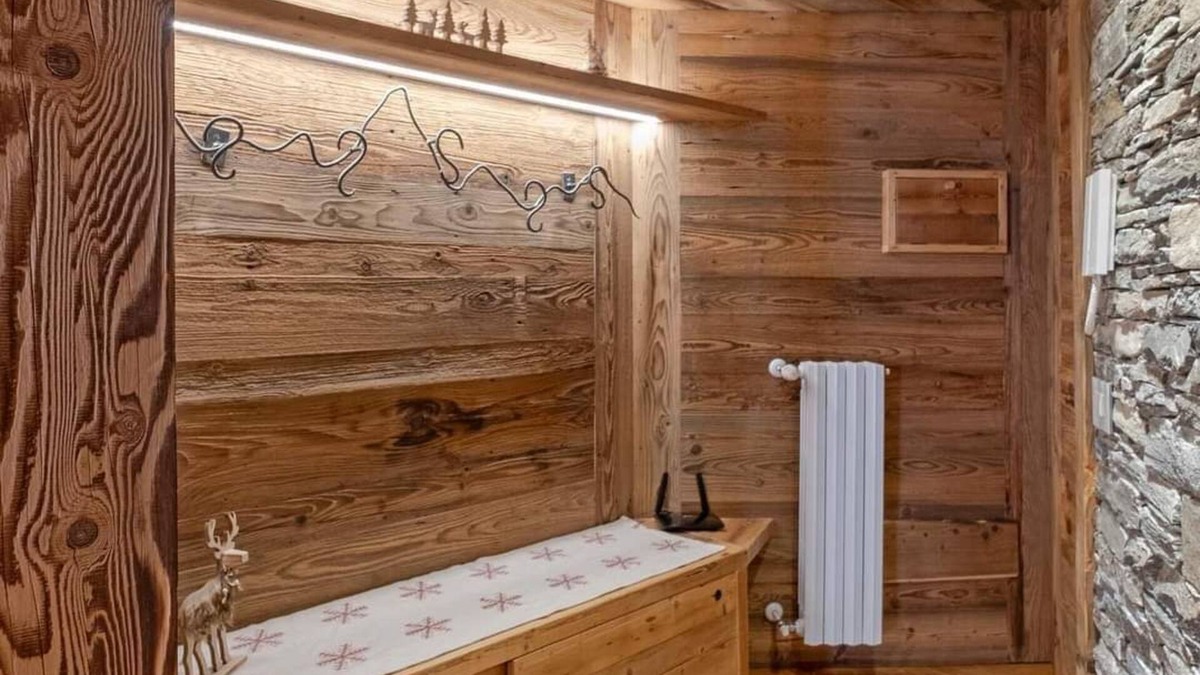 La Salle Apartment | La Maison Derby - Apartment 10 minutes from Courmayeur!