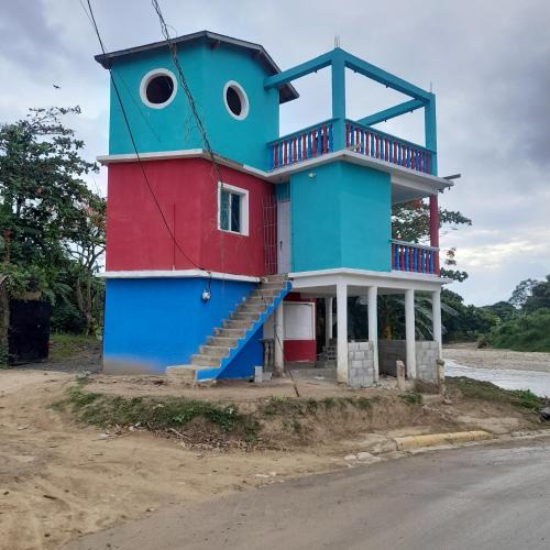 Veragua House | La maison des couleurs