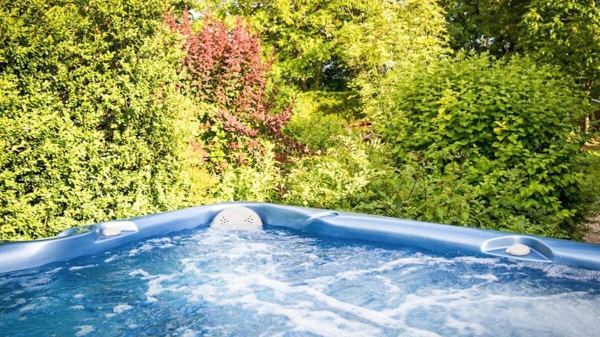 Courcerac Villa | La Maison Des Fleurs