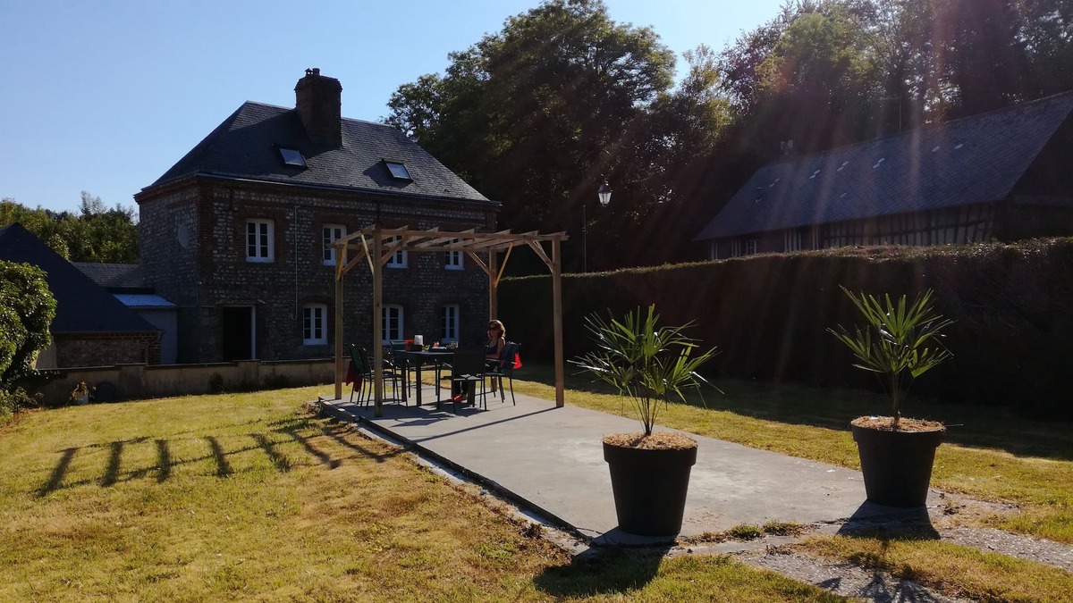 Veules-les-Roses House | La Maison Des Sources