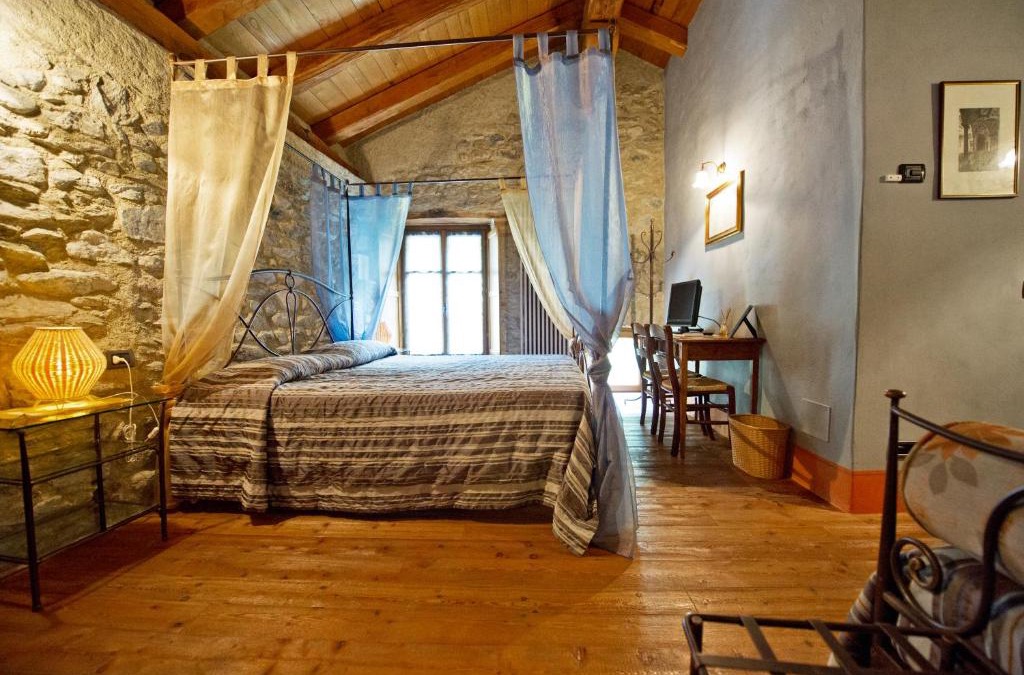 Grand Vert House | La Maison Des Vignerons Chambres D'Hotes B&B