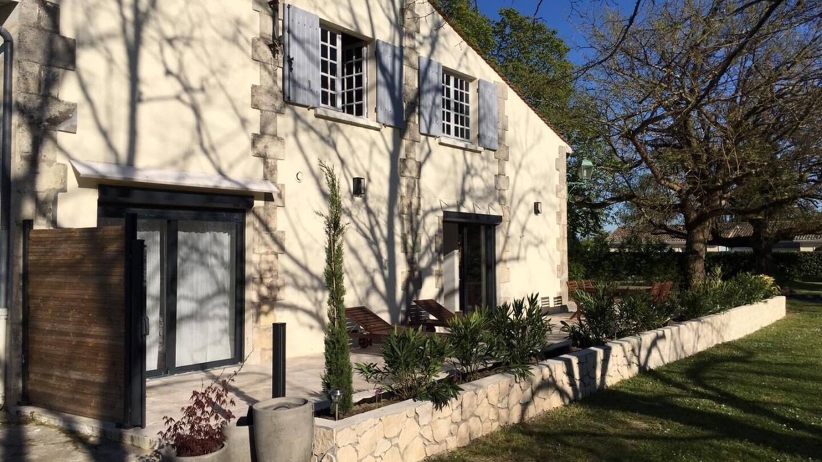 Galgon House | La Maison du Champ de Beaumont