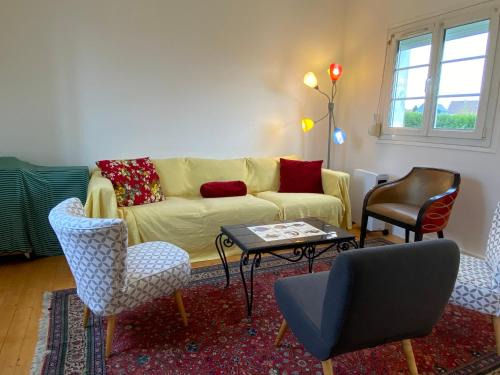 Dieppe House | La Maison du Chemin Vert