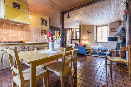 Cercy-la-Tour House | La Maison du Meunier