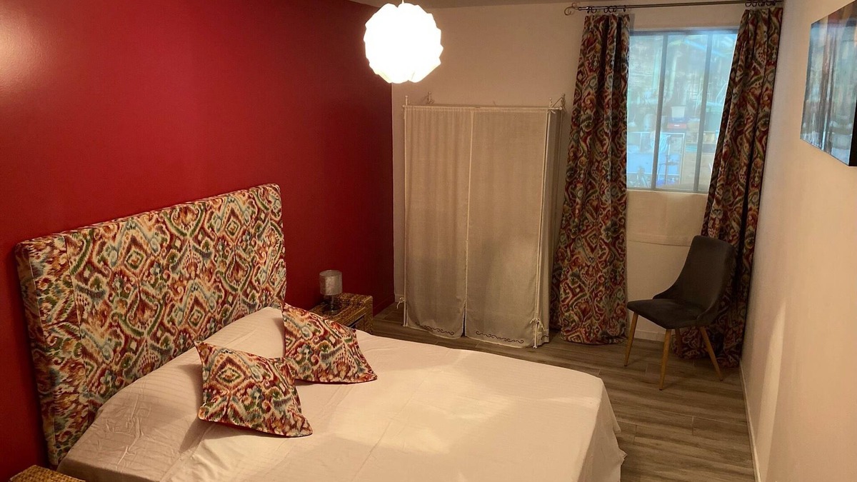 Saint-Yzans-de-Medoc Cottage | La Maison Blanche - Gîte du Voyageur