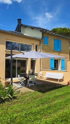 Muret-le-Chateau Apartment | La maison Grès