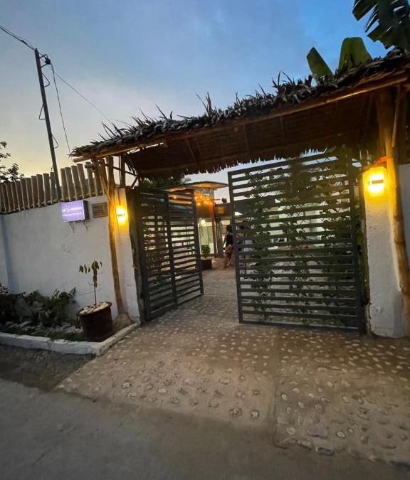 Sipalay House | La Maison Guesthouse