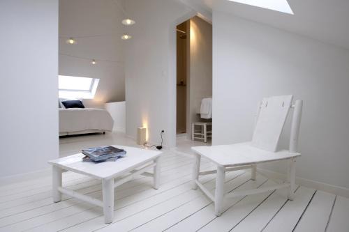 Stalingrad House | La Maison Haute guesthouse