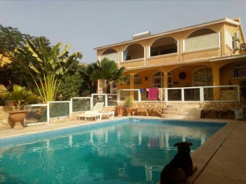 Popenguine Bed & Breakfast | La Maison Jaune