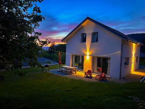 Saint-Martin-d'Uriage Villa | La Maison les Quatre Saisons - Therme - Ski