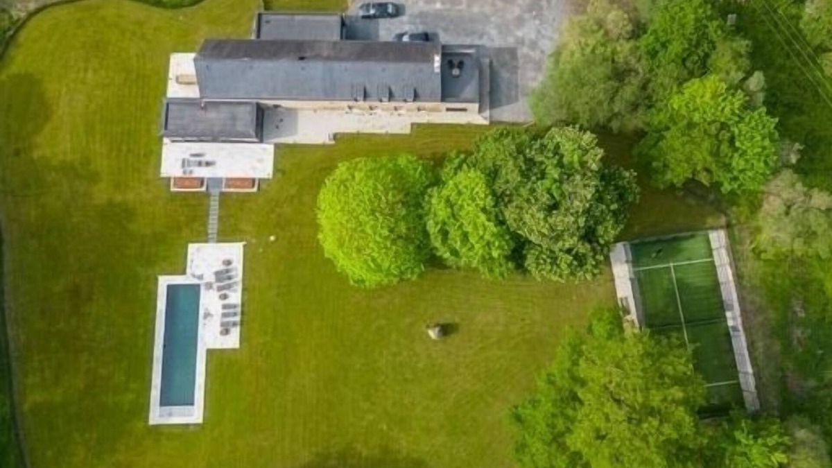Plelan-le-Petit House | La Maison Rouge