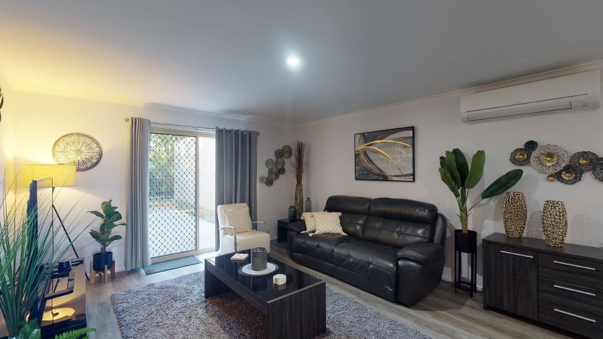 Caboolture House | 'LA MAISON' STUNNING 4 BEDROOM HOME