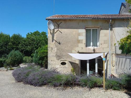 Loudun House | La Maison Tumtum Arbre
