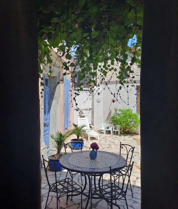 Sainte-Valiere House | La maisonnette avec SPA, PISCINE et CLIMATISATION
