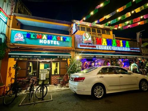 Jonker Walk Hostel | La Mamasita Hostel, Jonker Street Melaka Town