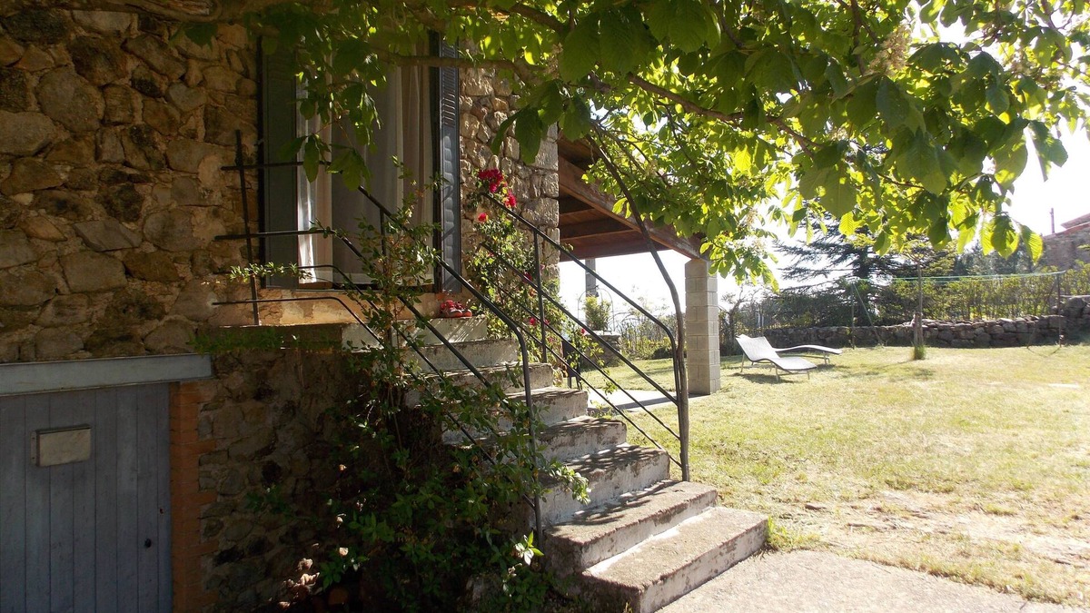 Lablachere House | La Managerie at Alice's place, Ardechoise house type