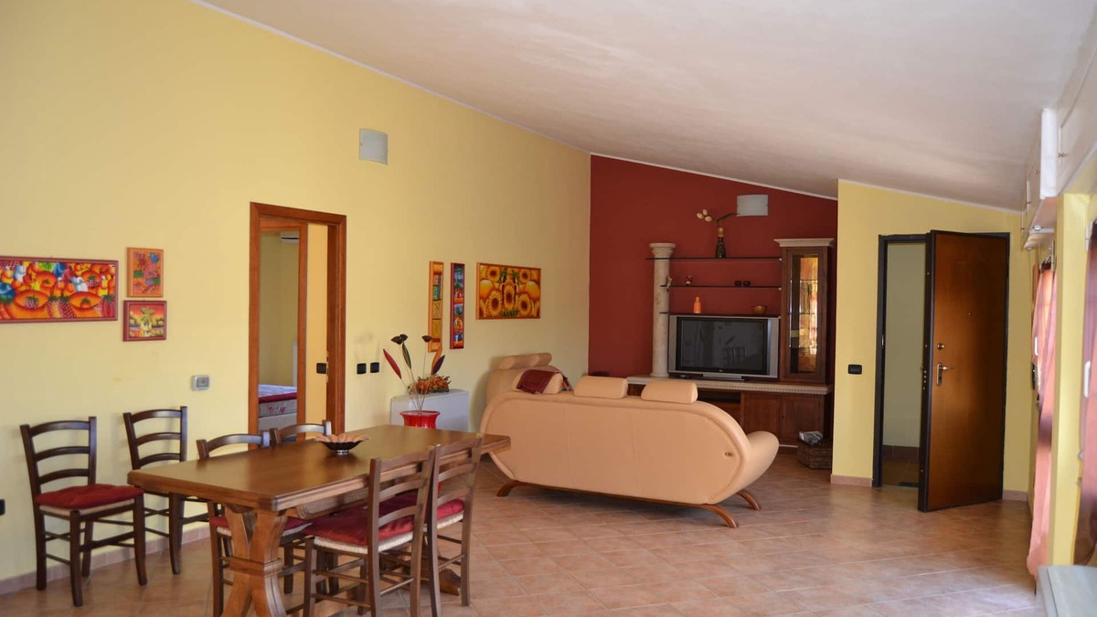 Carbonia Apartment | La Mansarda Carbonia It