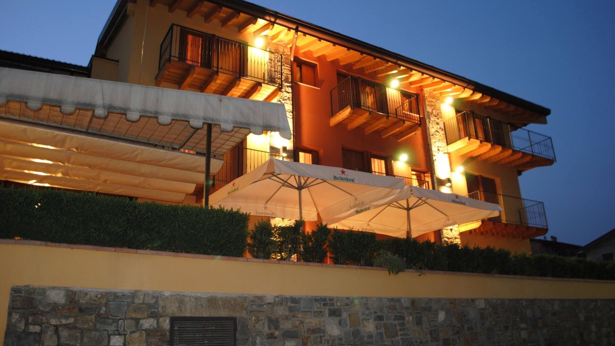 Gromlongo Hotel | La Marina Resort