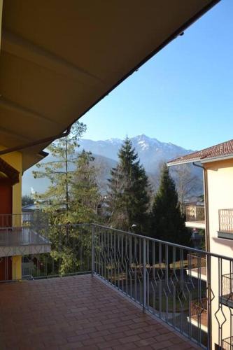 Clusone Apartment | La marmotta gialla - apartment - lakes - mountains
