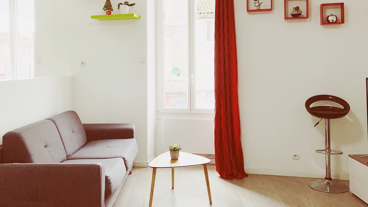 Fontenay-le-Comte Apartment | La MiMi: attractive T2 apartment in the city center, 40 m2