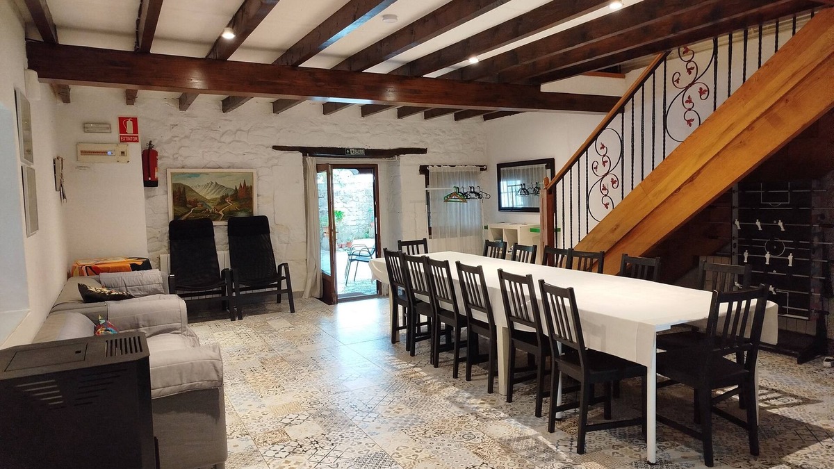 Quijano Ski Chalet | La Mimosa House for 16 people