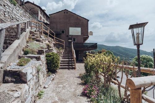 Castel San Pietro Hotel | La Montanara