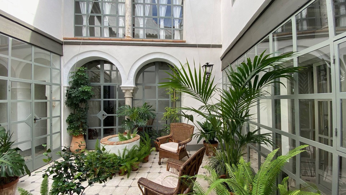 San Pedro Apartment | La Montesina House II Complete apartment in a 19th century mansion for 2 Pax
