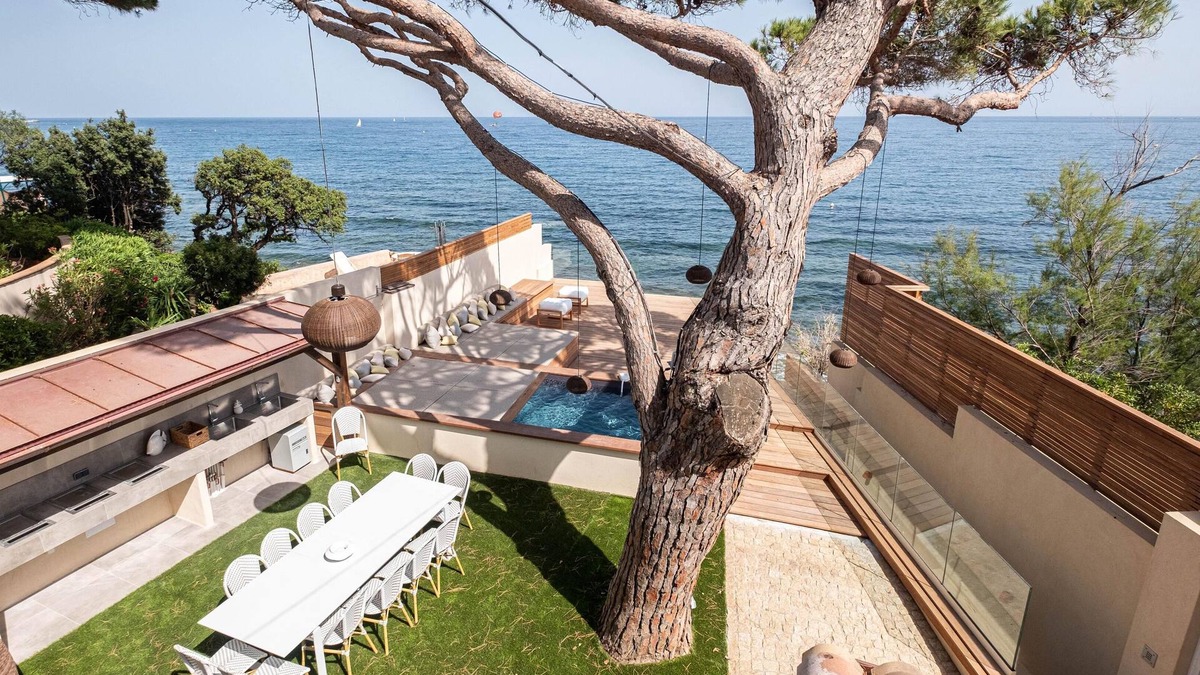Plage de la Garonnette Villa | La Musarde - Exceptional waterfront villa