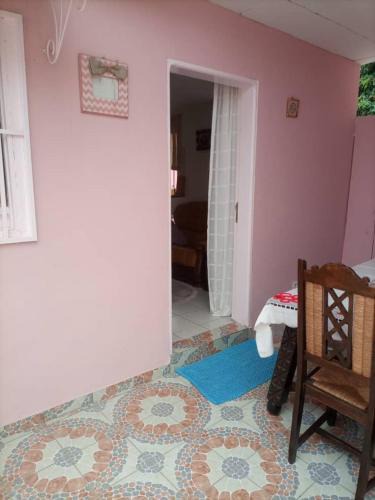 Komo-Mondah House | La myrtille de Liesse